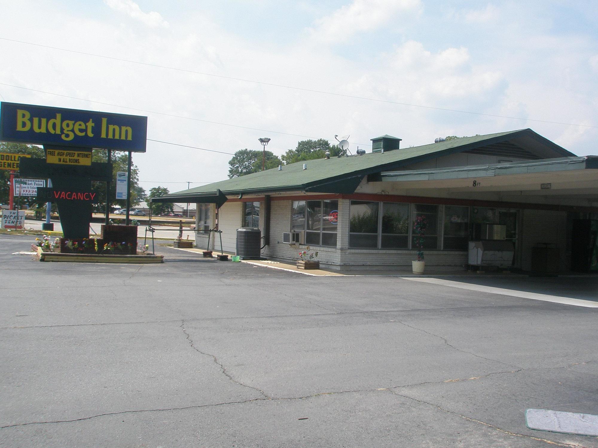 Budget Inn Malvern Exterior photo